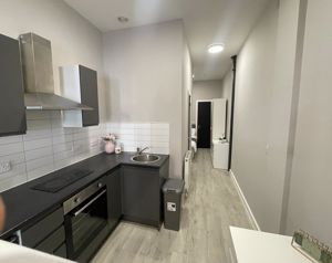 Photo 32- click for photo gallery